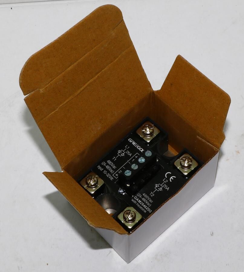 Greegoo GAM2548ZD3 2 Faz Çıkışlı Katı Hal Rölesi