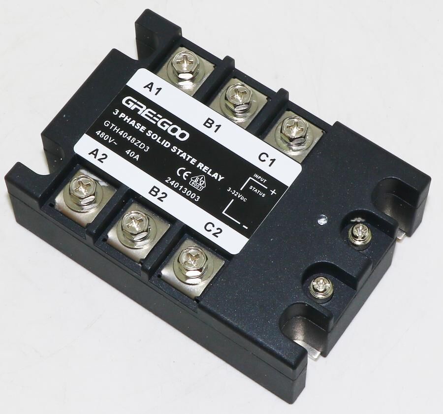GTH4048ZD3 GTH Serisi 3 Fazlı Katı Hal Rölesi 40A 480VAC Sıfır Voltaj 4-32 VDC