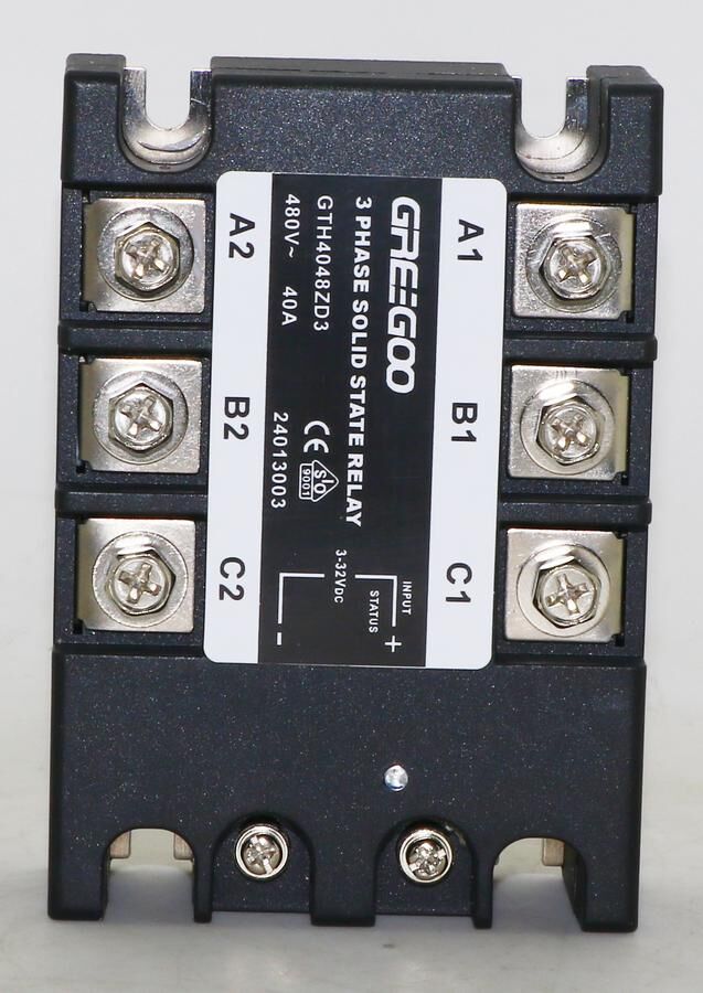 GTH4048ZD3 GTH Serisi 3 Fazlı Katı Hal Rölesi 40A 480VAC Sıfır Voltaj 4-32 VDC