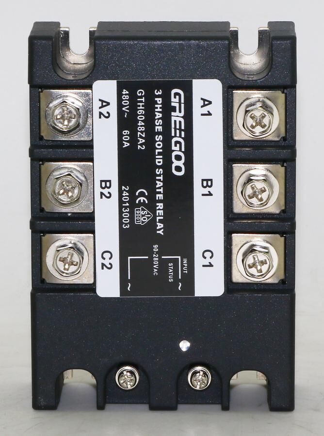 GTH6048ZA2 GTH Serisi 3 Fazlı Katı Hal Rölesi 60A 480VAC Sıfır Voltaj 90-250 VAC