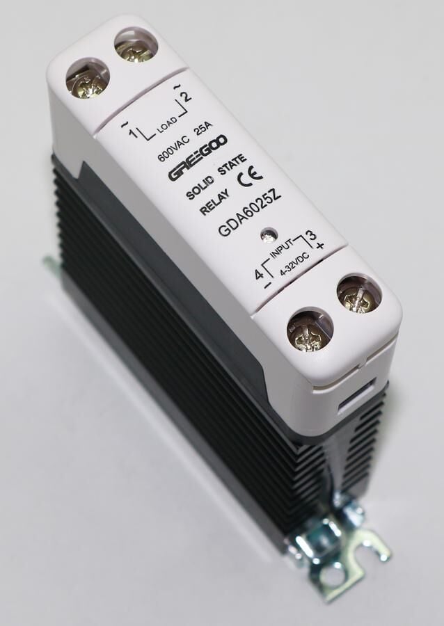 Greegoo GDA6025Z Entegre Soğutuculu DIN Ray Katı Hal Rölesi